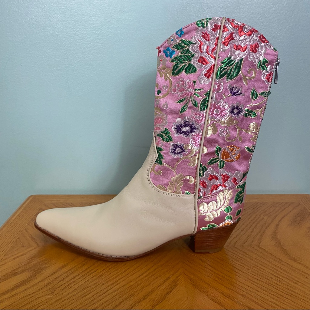 Momo New York Selina Western Silk Leather Boots Cowboy Size 11 Floral Pink Cream — image 3 of 8